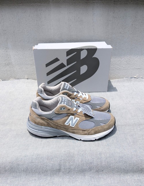 New Balance "993"  USA Covert Green Medium Gray 小岩店