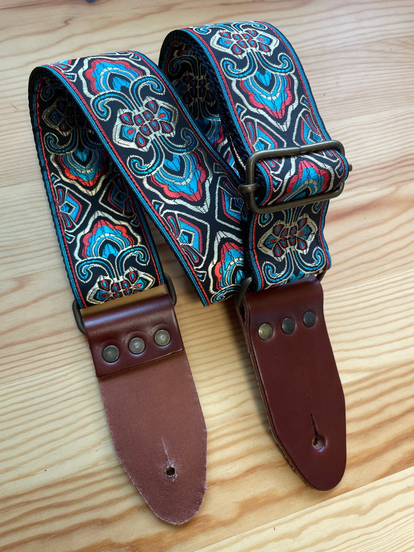 Maria'svalley NAMIBIA ギターストラップ ブラウンレザーエンド ブラス