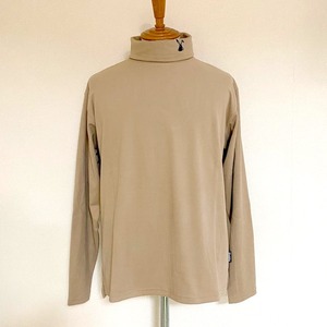 Shabby Micro Fleece Embroidery Turtle Neck　Beige