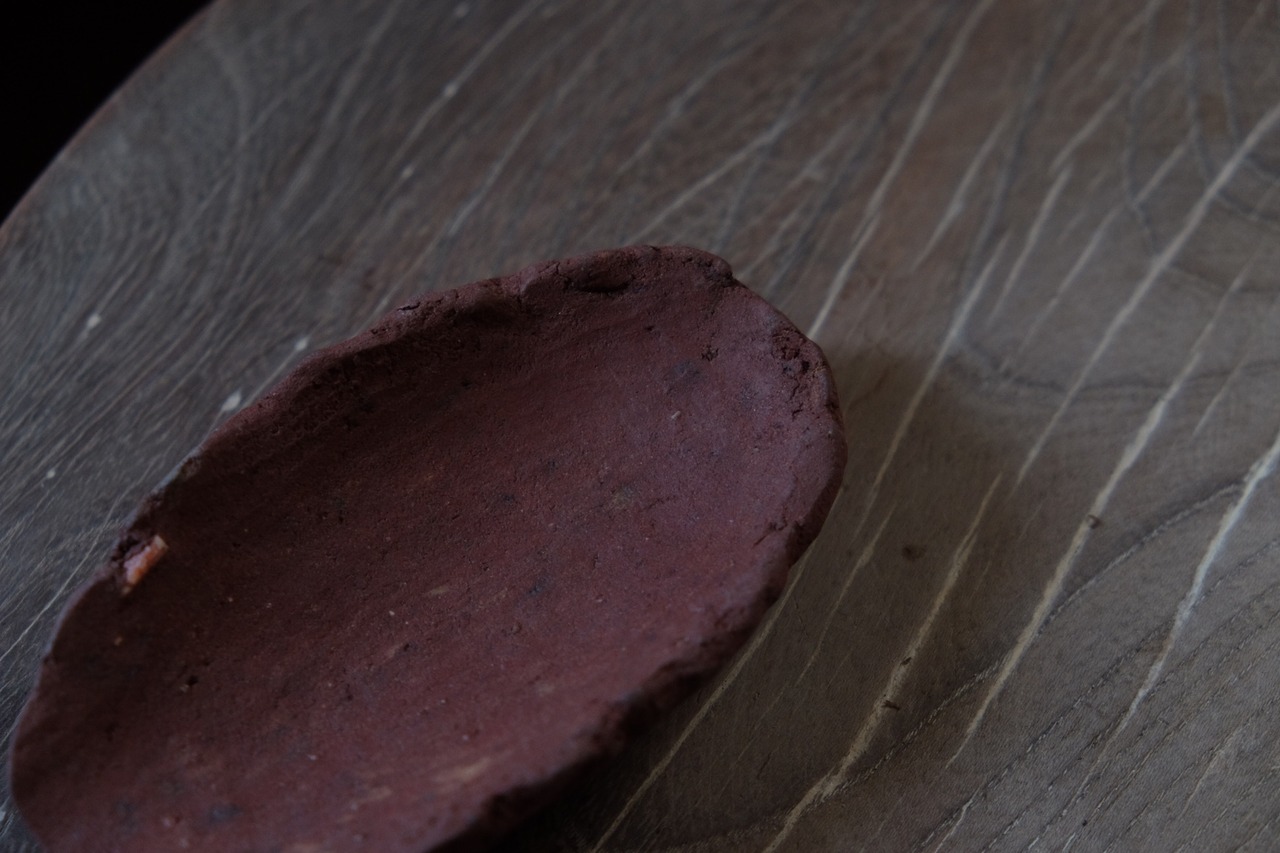大曽土茶則/志郎　Oso-clay Tea caddy spoon/Shiro