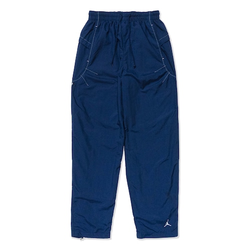Air jordan solid pattern nylon truck pants 　