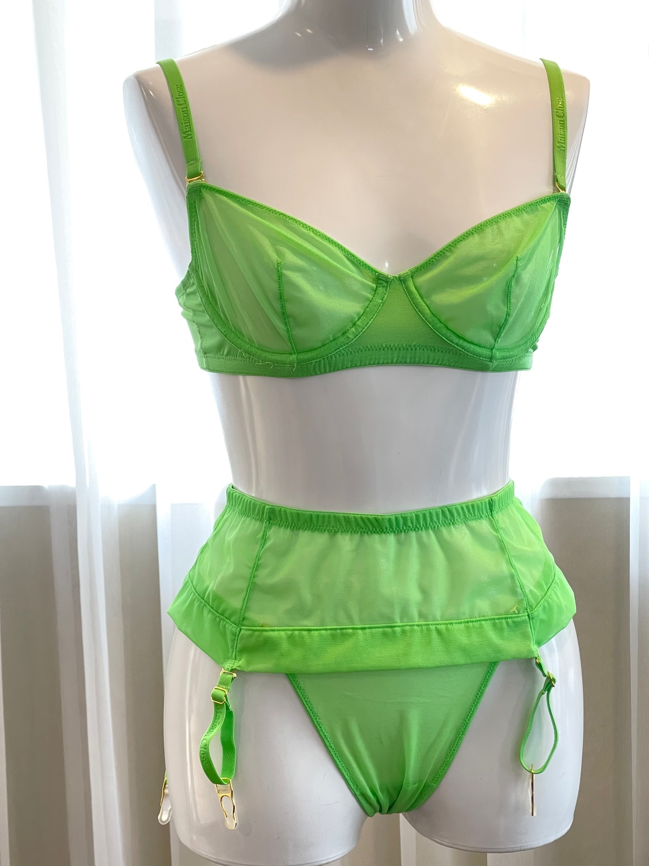 Corps à Corps ストリングタンガ ネオングリーンメゾンクローズ