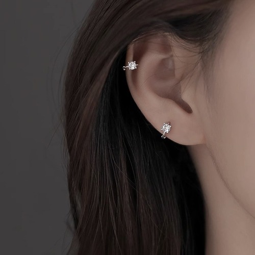 CZミニフープピアス