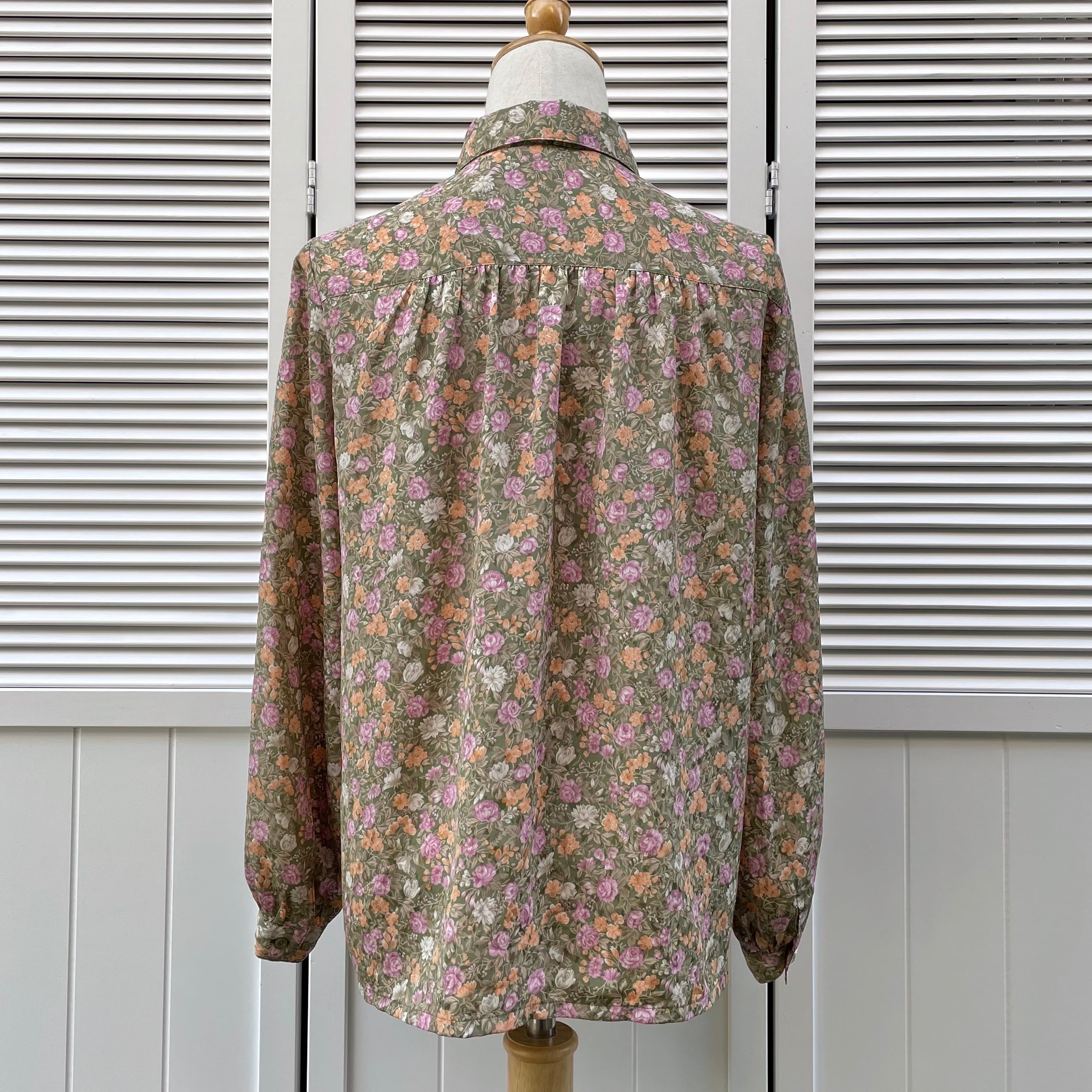 multicolor floral blouse〈レトロ古着 マルチカラー 花柄ブラウス