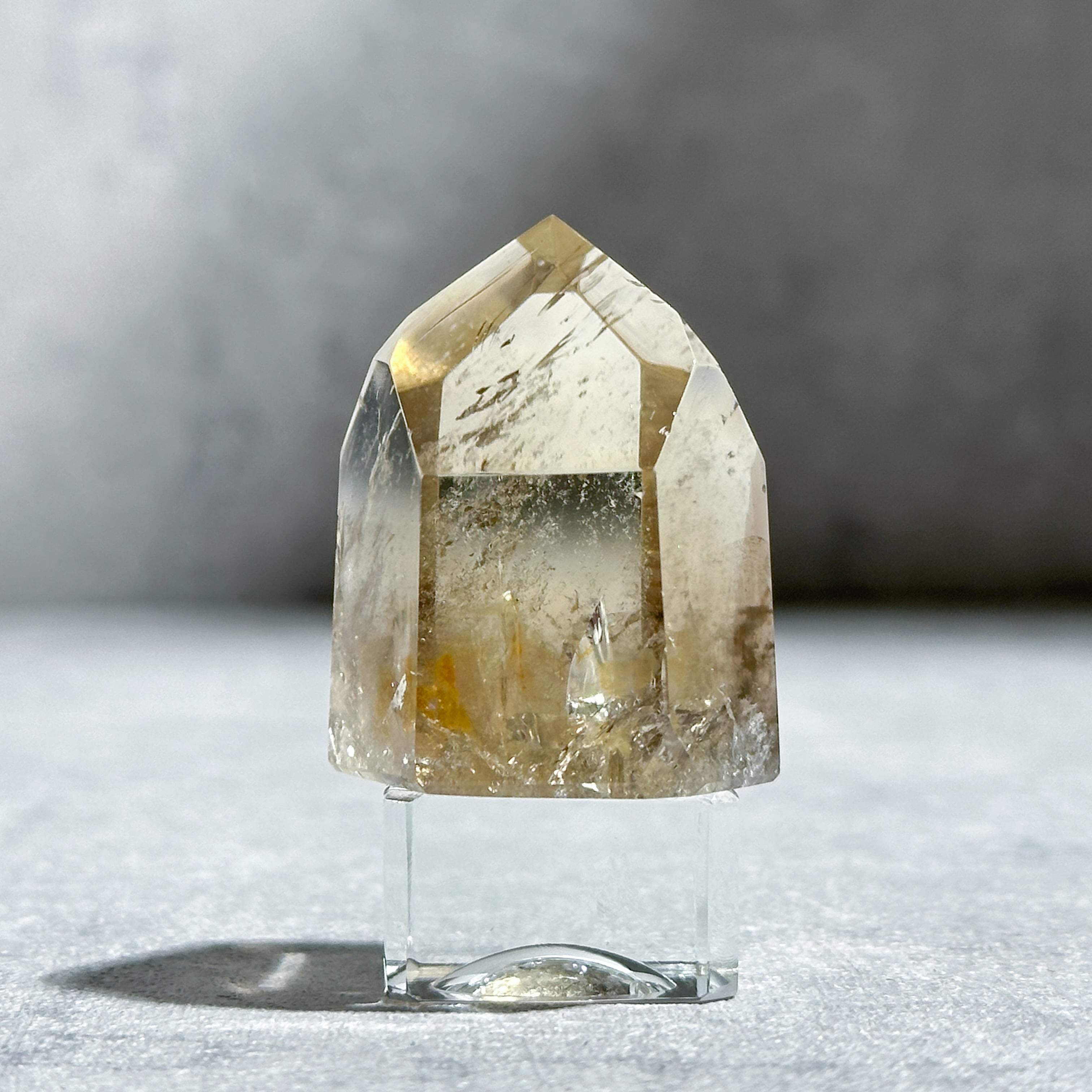 虹◎シトリン（黄水晶） タワー45◇ Citrine ◇ 天然石・鉱物
