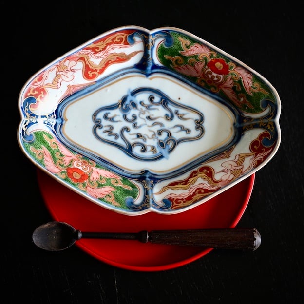 50538】【51140】 伊万里焼 錦手の菱皿 江戸(1枚)/ Nishikide Fan