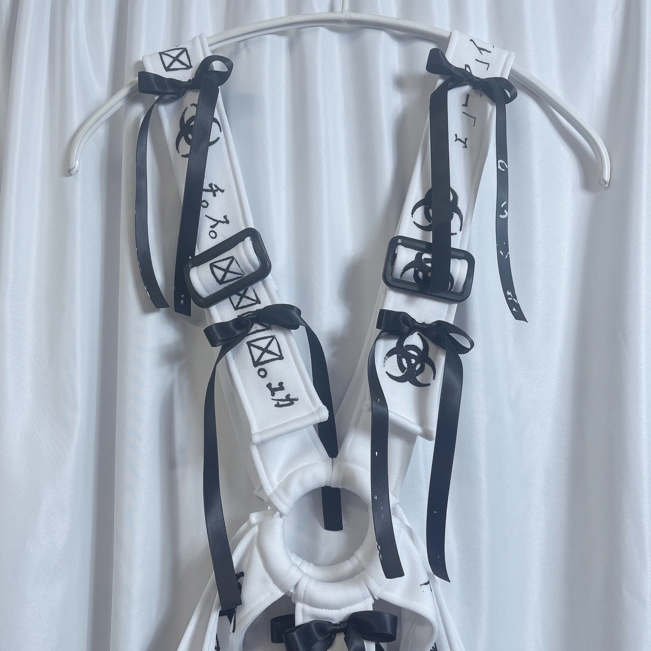 絶滅危惧種×コラージュ どくいりリボンパラシュートベルト | 雀蜂