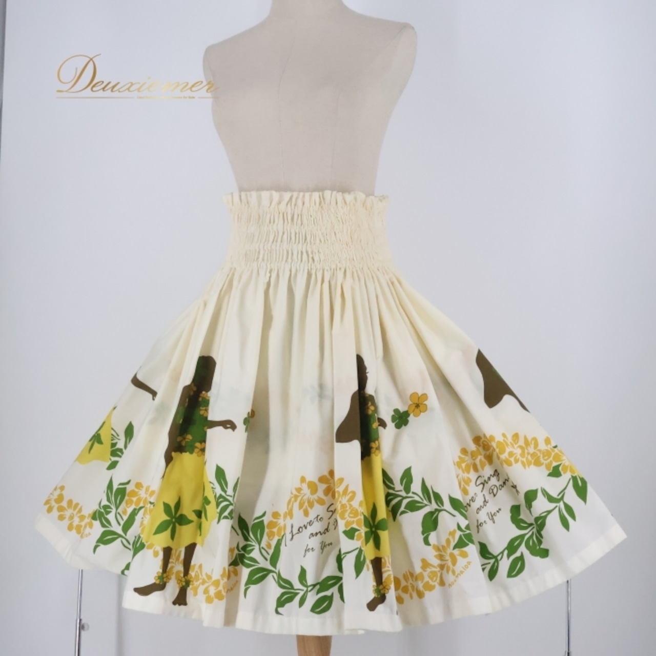 フラダンス 衣装 パウスカート ホワイト系 マウナロア 日本製 プルメリア柄 ハワイアンプリント ダンサー柄 アロハ Maunaloa フラ ダンス レッスン 練習 華やか 鮮やか かわいい おしゃれ さわやか イエロー系 グリーン系 ブラウン系 シングル スカート フラ ダンス 衣装 日本製 アロハシャツ トロピカル柄 ダンス練習 おしゃれなスカート 可愛いスカート コーディネート かわいい柄