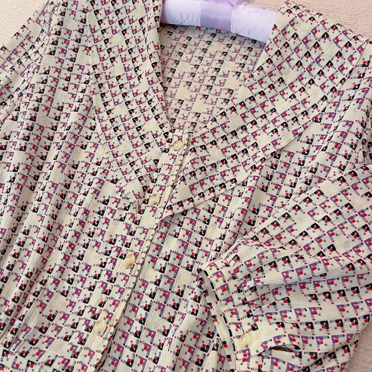 ivory mosaic pattern gather one-piece