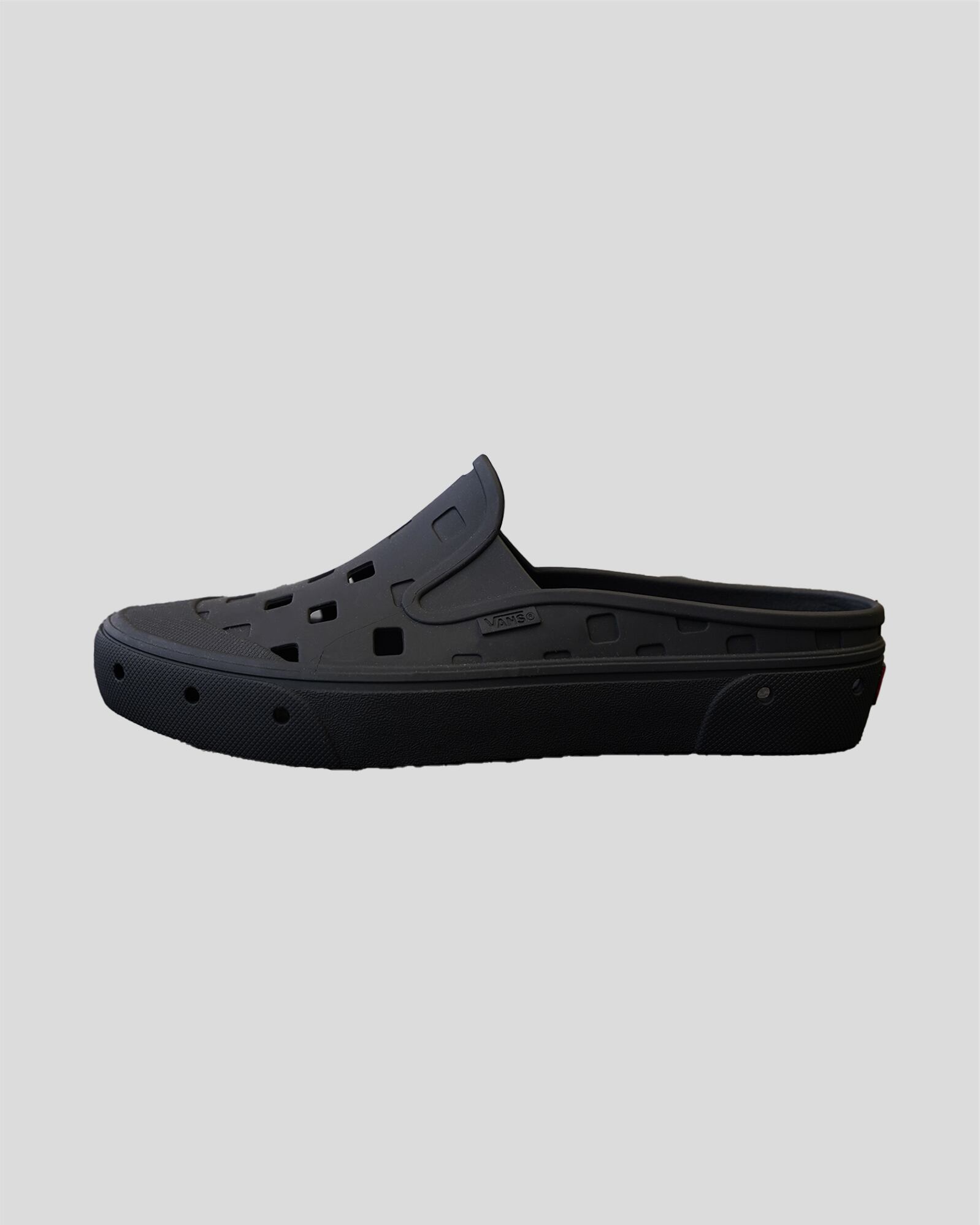 LP MTE SLIP-ON MULE BLACK