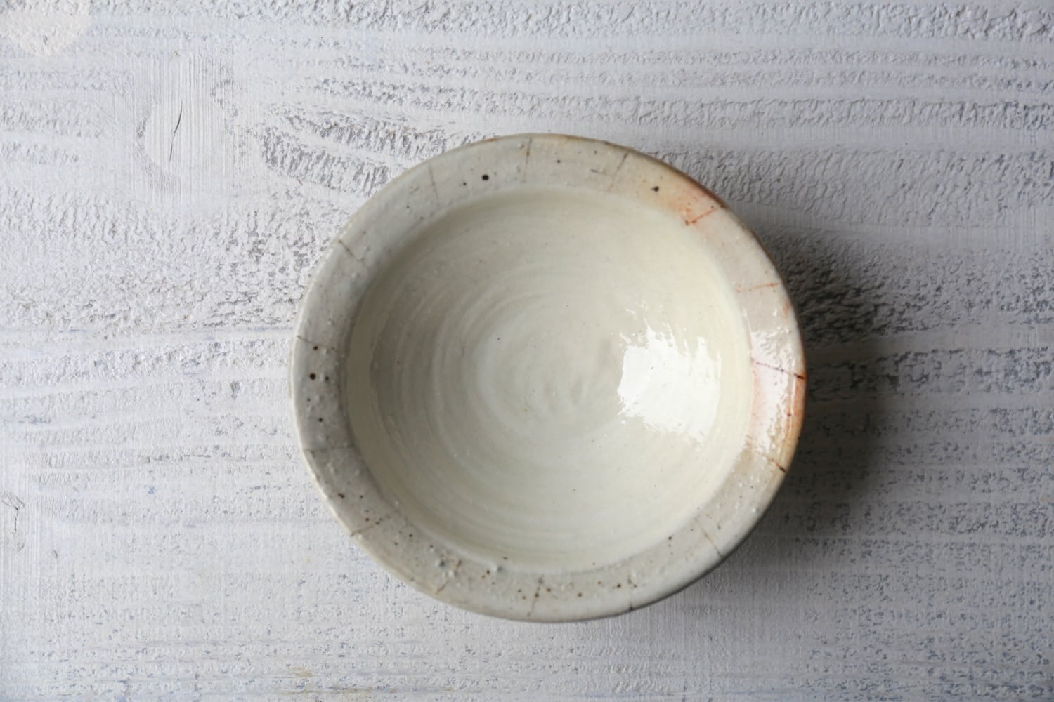 たて鉄線 たわみ豆鉢 | 古谷製陶所