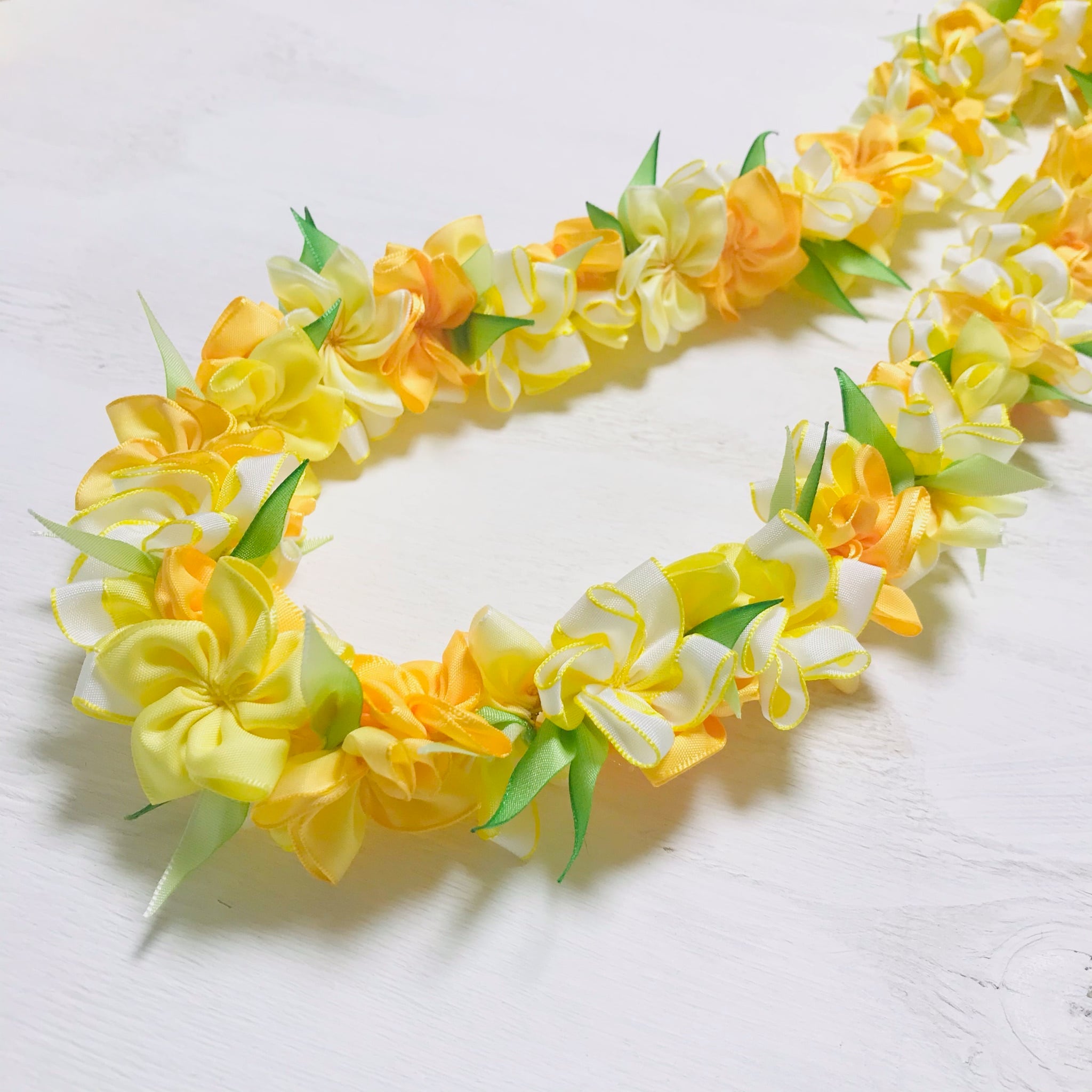 フラダンス ハワイアンリボンレイ 傘寿 米寿 長寿祝い 誕生日