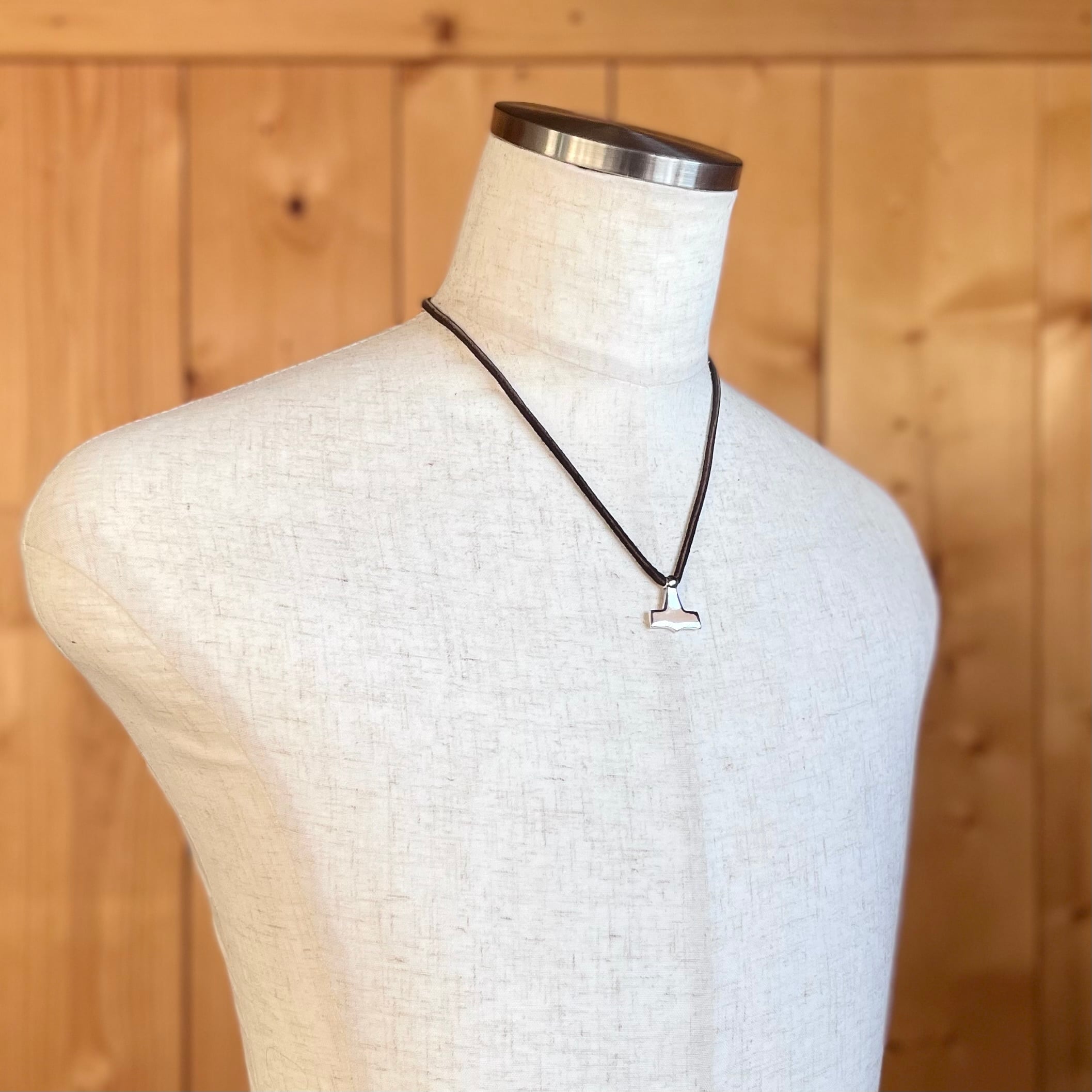 ヴァイキング　viking ネックレス ヴァイキング トールハンマー ミョルニル ペンダント［シルバー