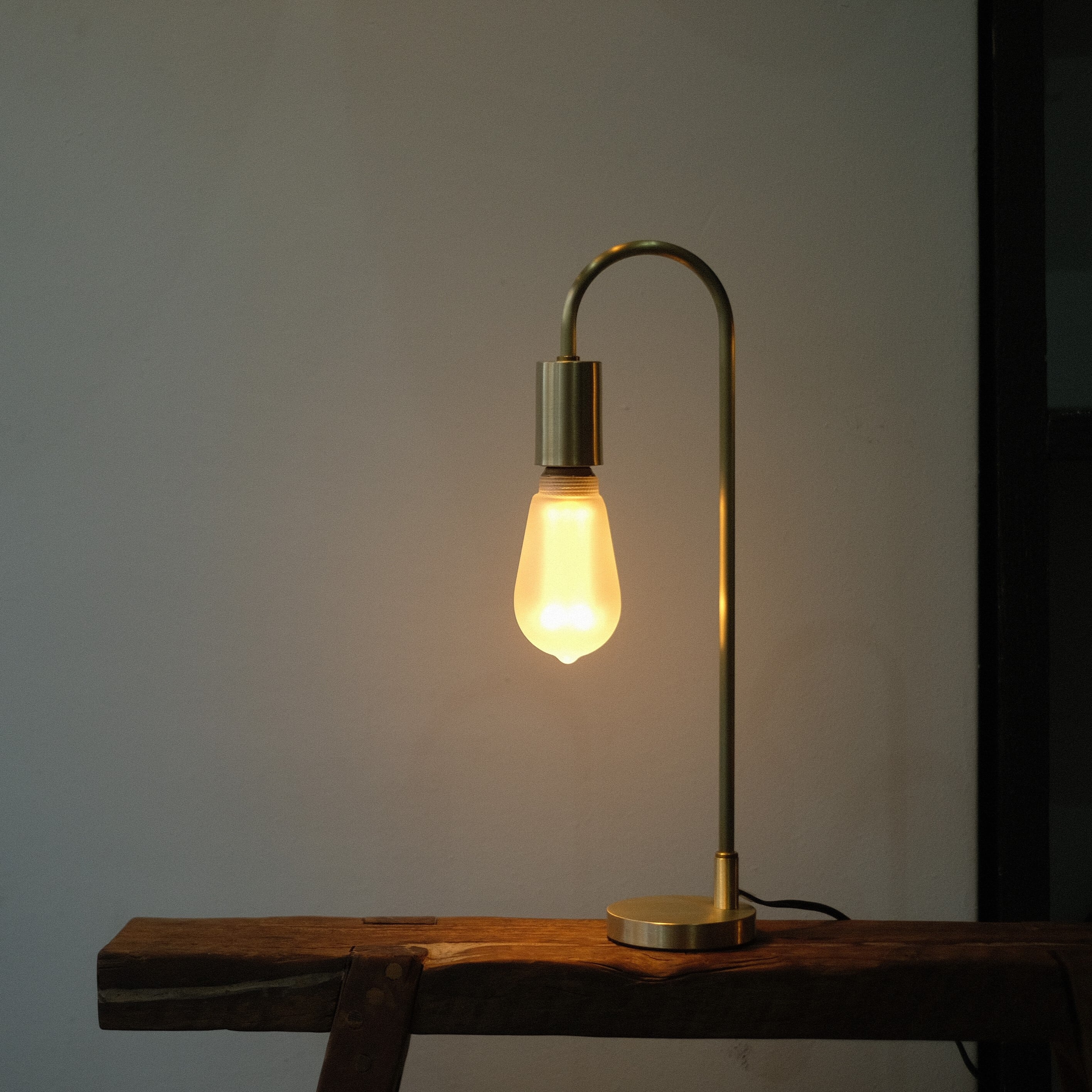 BRASS STAND LAMP | WEST VILLAGE TOKYO