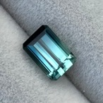 グラデーションカラートルマリン 6.7x4.6x4mm, 1.1ct アフガニスタン産