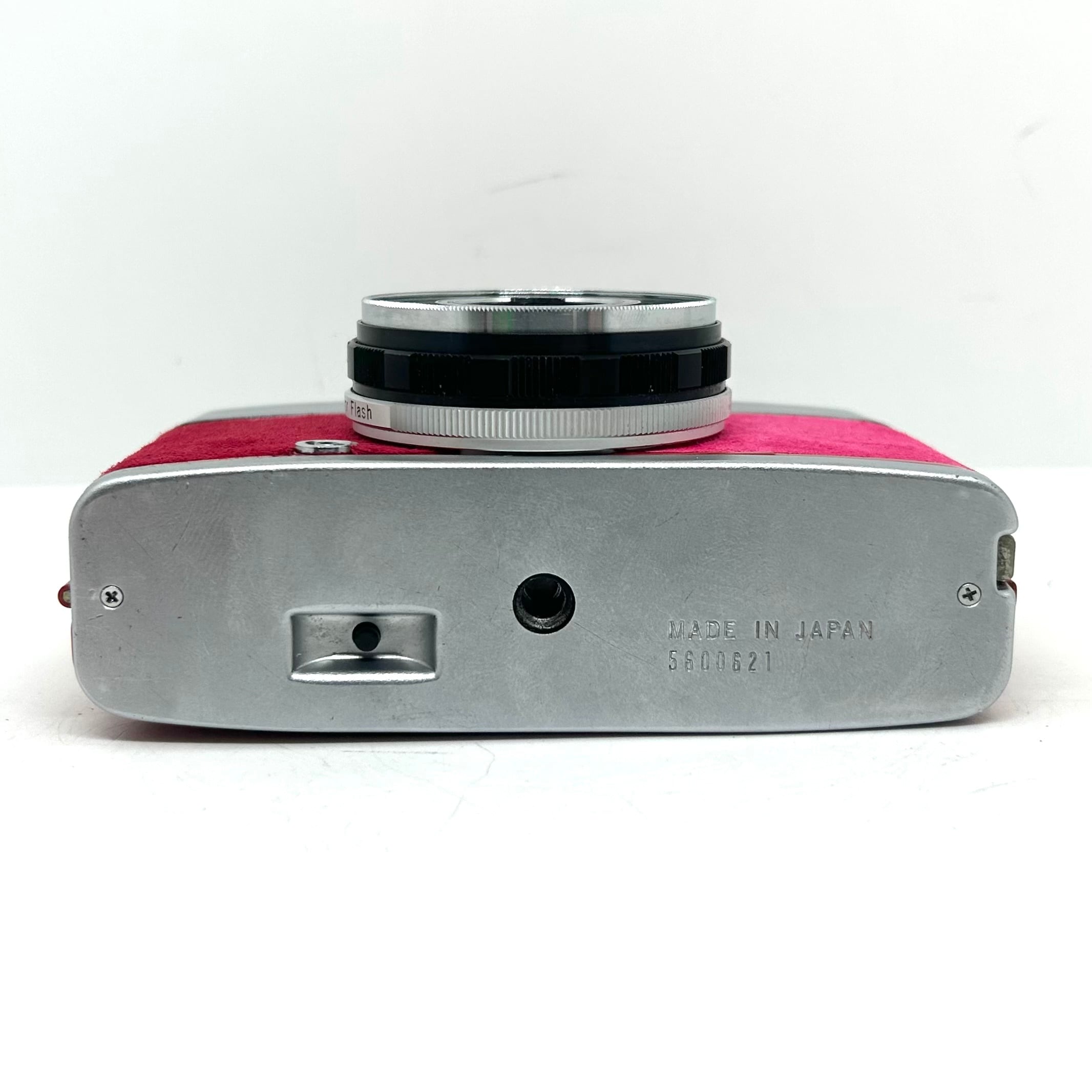 24-146リメイクカメラ OLYMPUS PEN-EES-2 （レッド・ショッキング