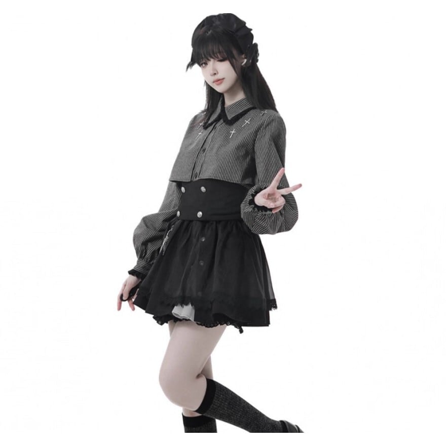 【地雷系・サブカル女子に】 十字架チェーン&裾レースが揺れる、美脚フリル ミニスカート pinksavior