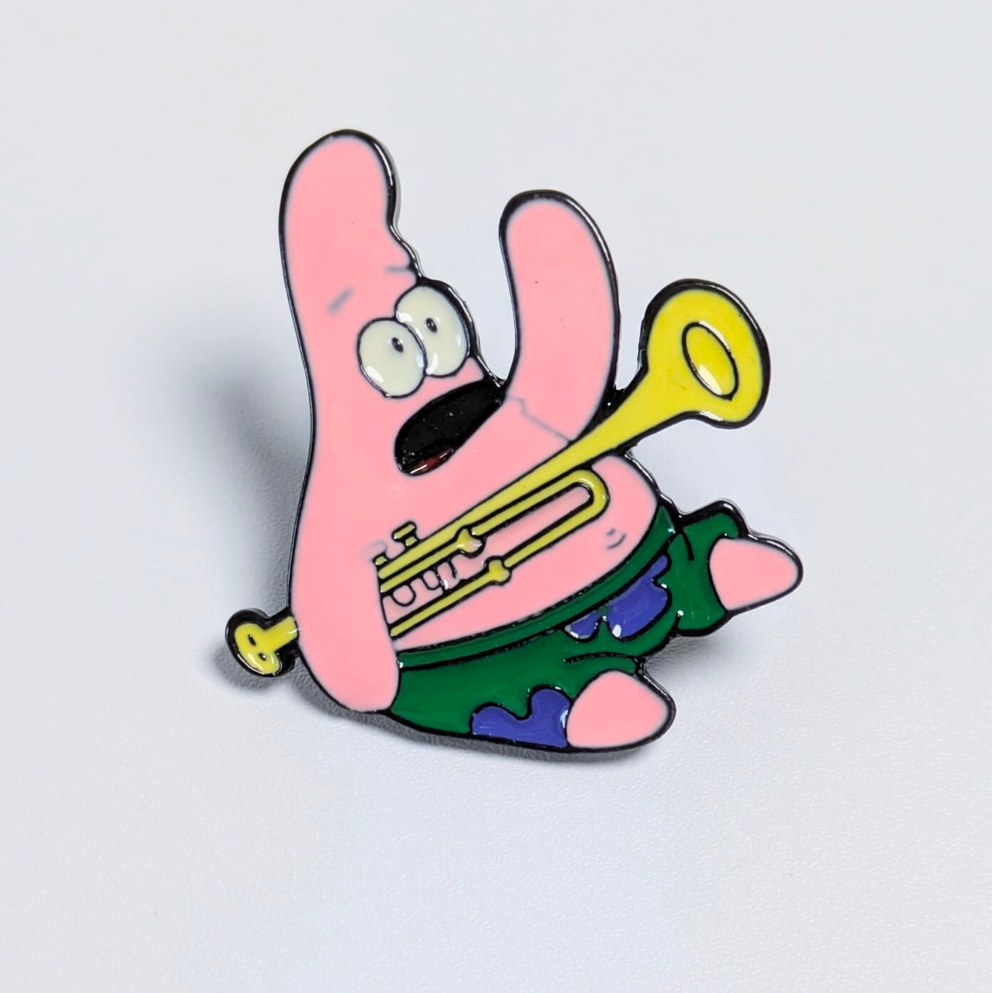 ♧送料無料！ ★ピンズ PINS★ピンバッジ 【 SpongeBob SquarePants（スポンジボブ）】 パトリック トランペット〚アメリカン雑貨 アメトイ〛