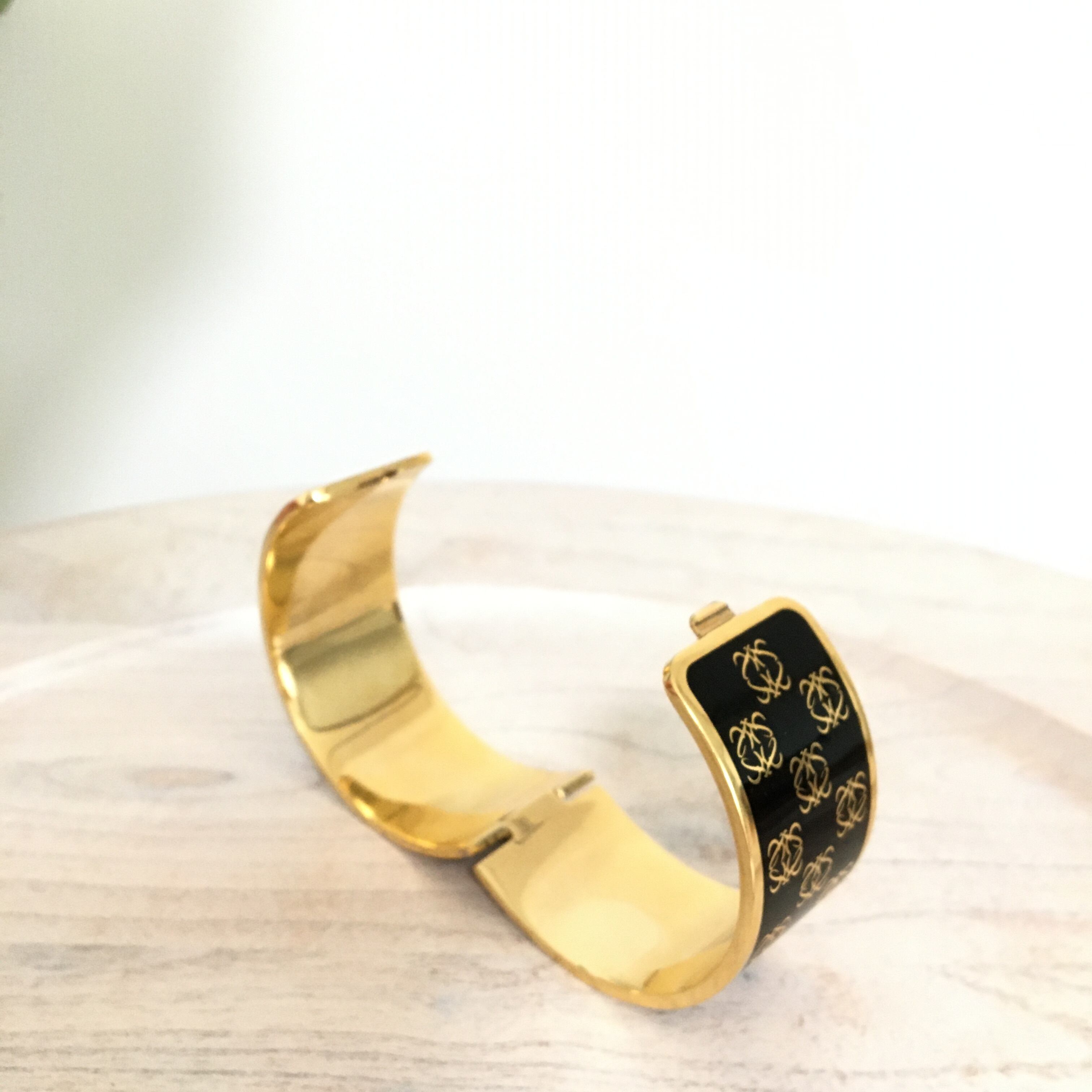 ☆200 loewe bangle ブレスレット accessory ロエベ ☆200 loewe bangle ブレスレット accessory ロエベ