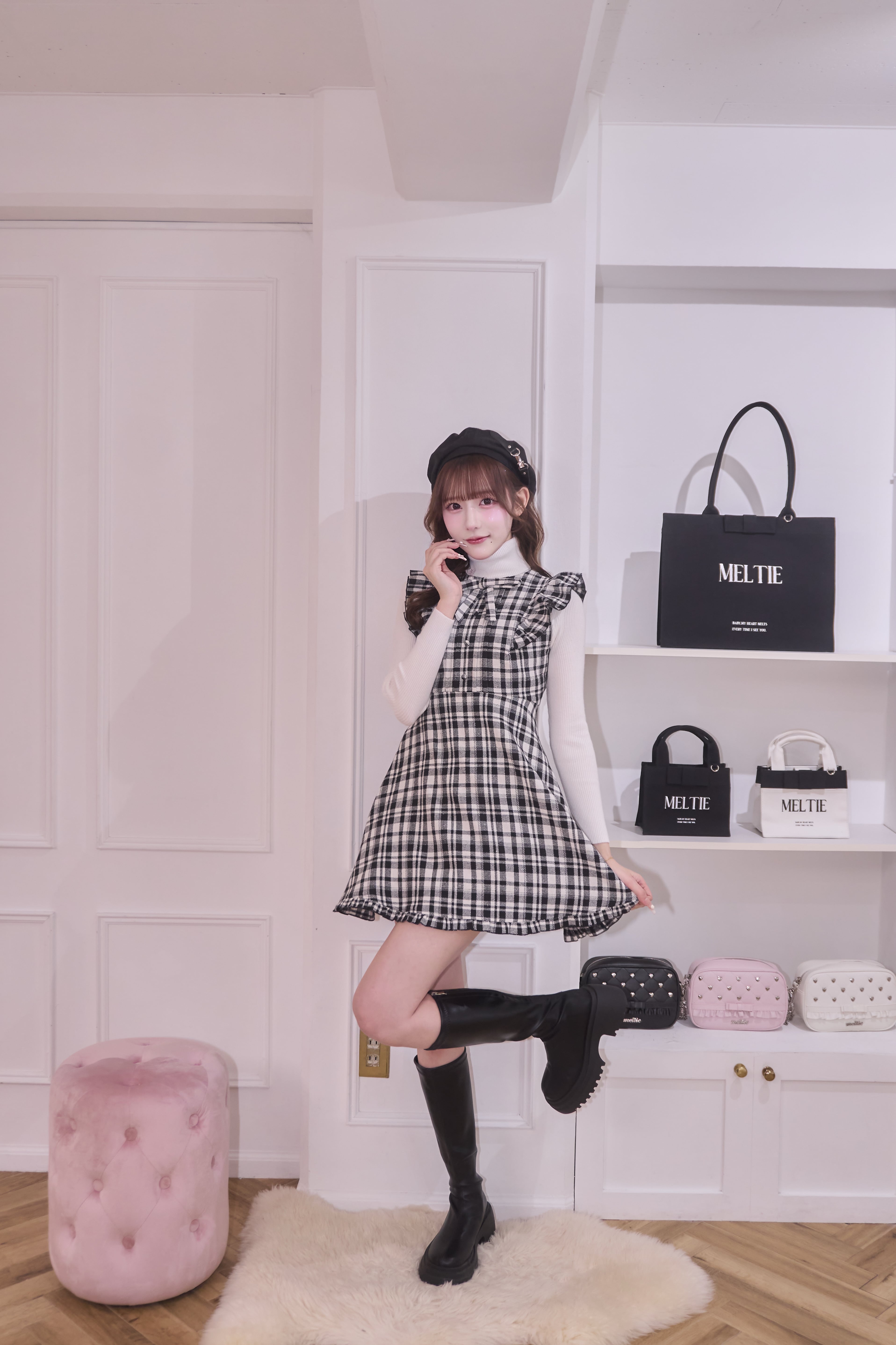 Mel. turtle neck knit