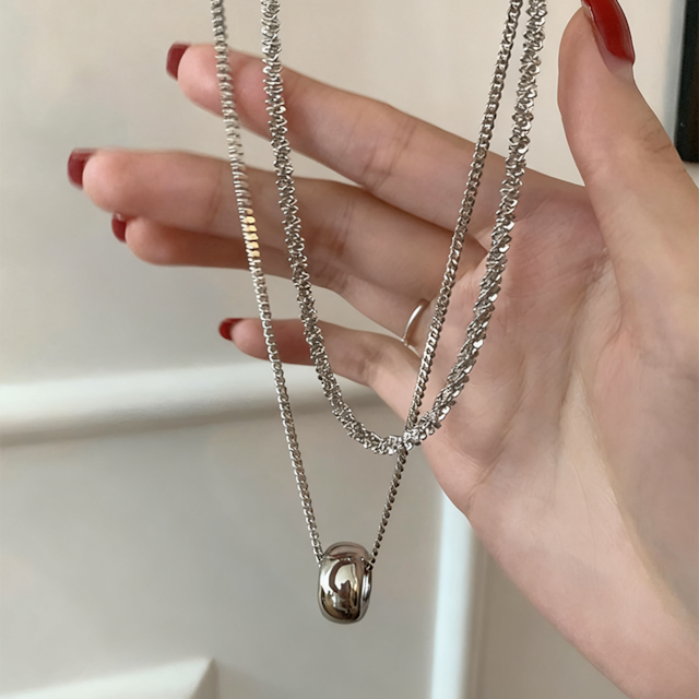 suzyacc揺れる環の輝き2重ネックレス