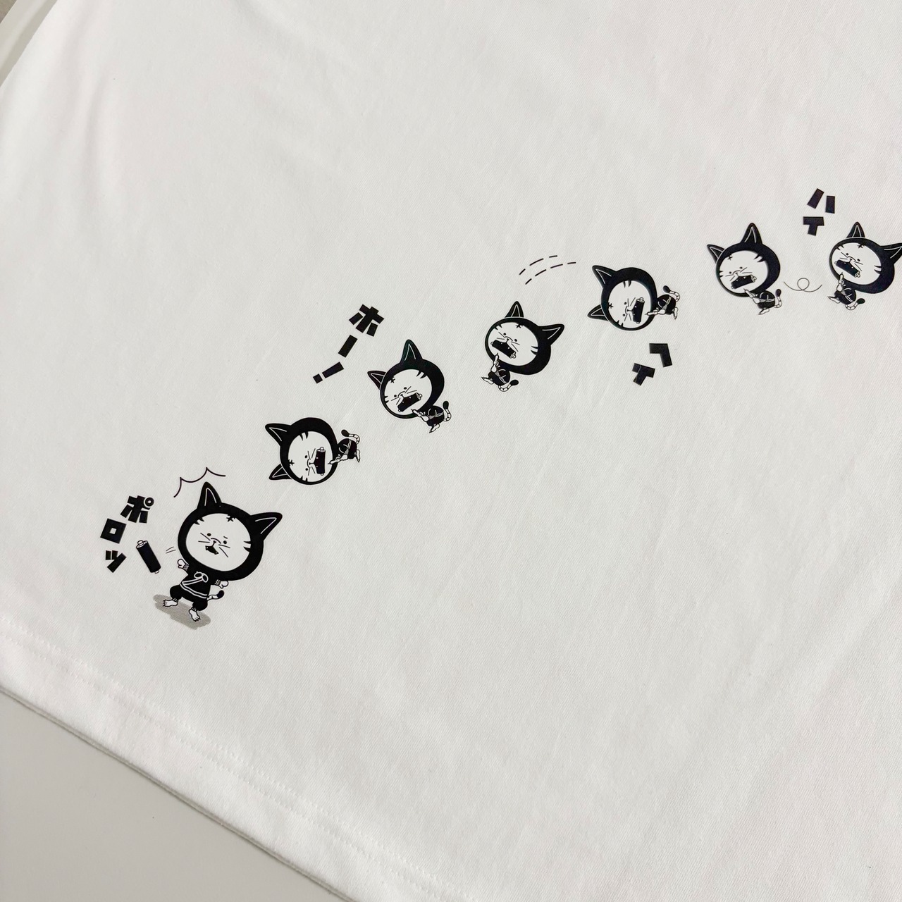 NINJA CAT 忍にゃ 猫 くるりんぱ プリント T シャツ ユニセックス - 5