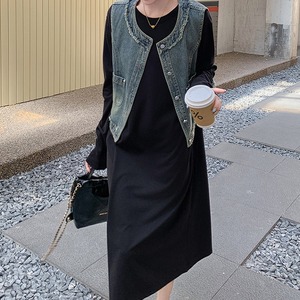 デニムベスト＆ブラックワンピースのセットアップ W00835