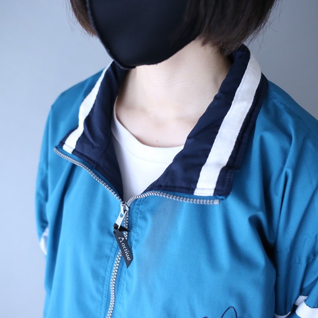 good coloring switch gimmick design zip-up blouson