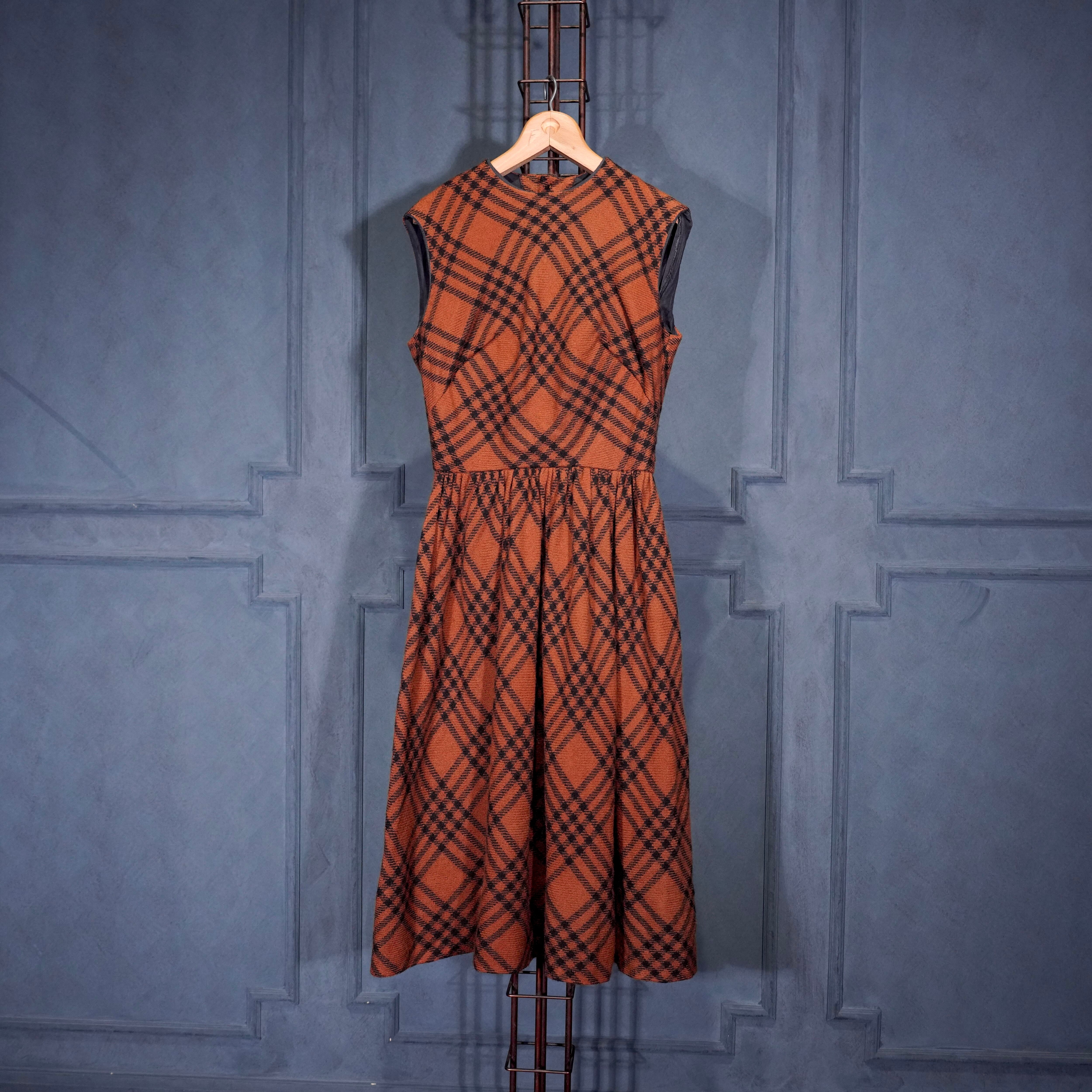 EU VINTAGE Lang Originals CHECK PATTERNED WOOL NO SLEEVE ONE PIECE