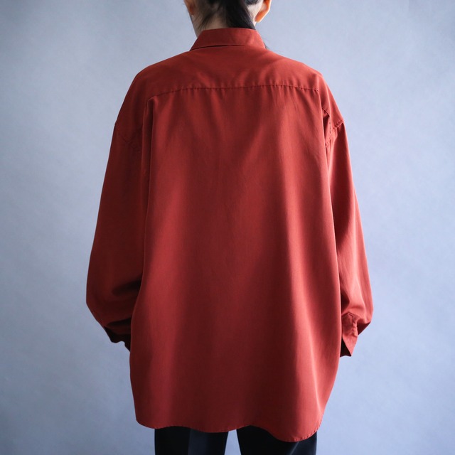 "刺繍" fly-front minimal design loose terracotta shirt