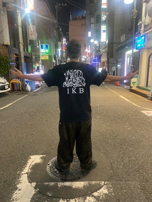 神editon  IKB   Tシャツ　　L size