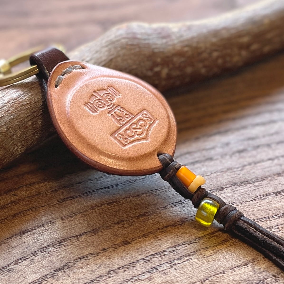 フランス製　コイルスプリング　ホルダー　小銭入　キーホルダー　ヴィンテージ ヴァイキング模様＆ルーンガルドゥル キーホルダー［全18種］Viking