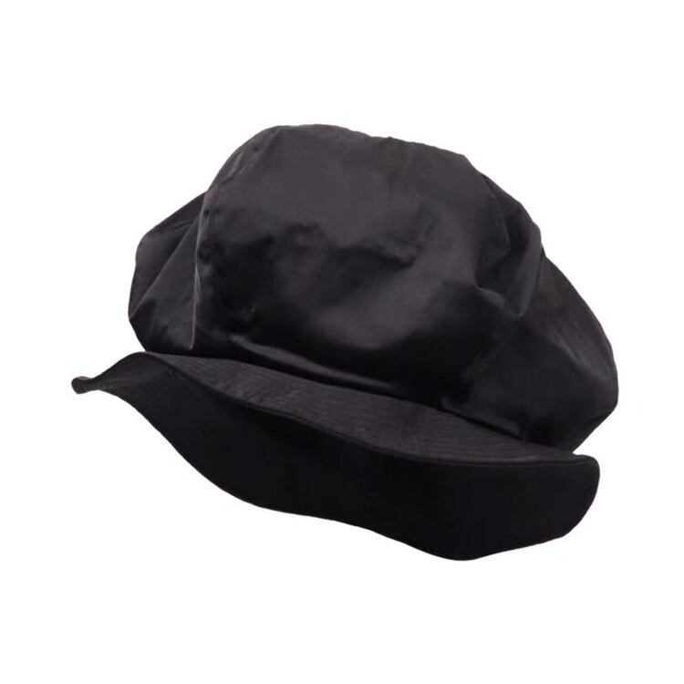 ブラック　黒色　フリーサイズ　帽子　バケハ　メンズ