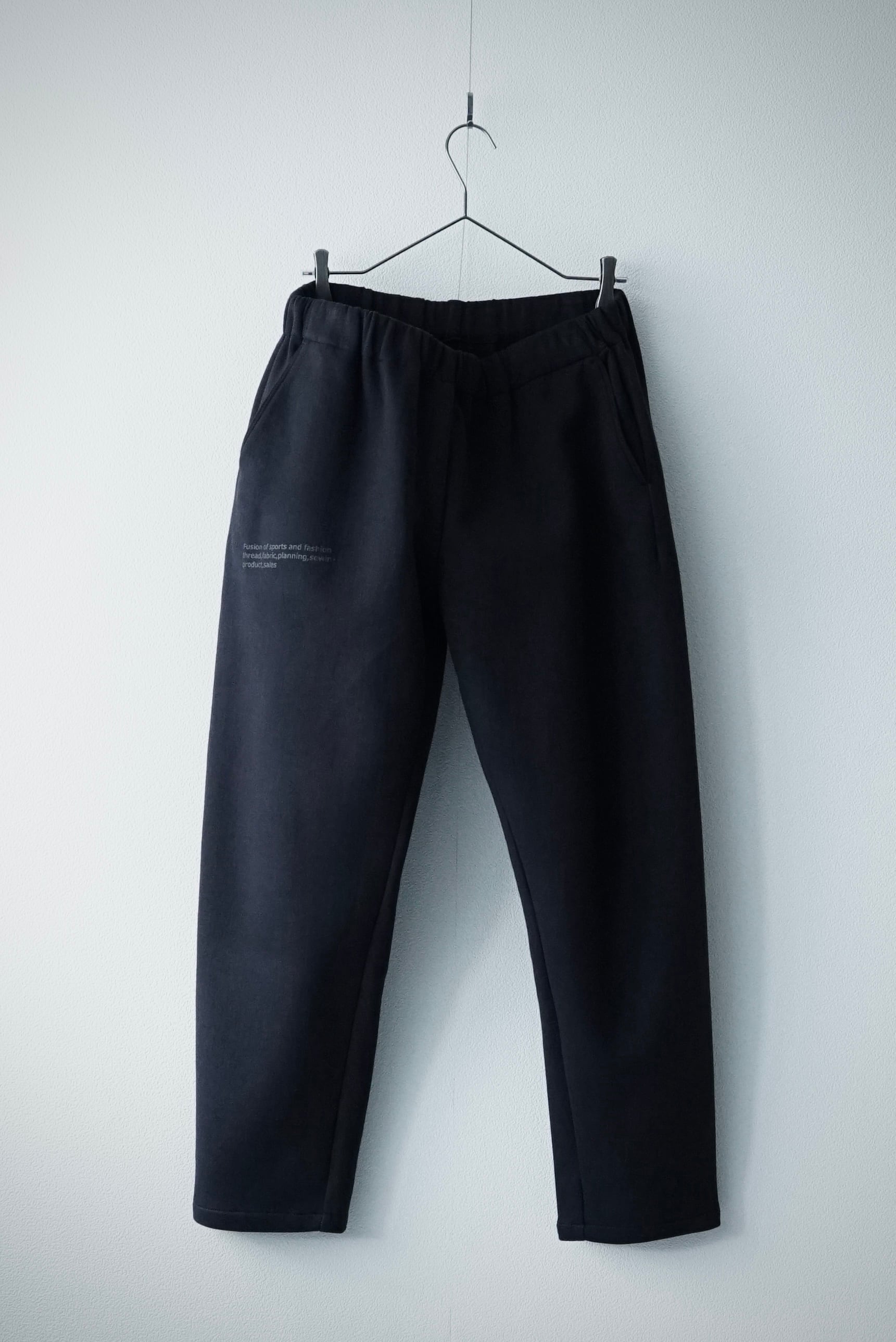 Multi High Function Double Knit / Taperd Easy Pants (SUMIKURO x BLACK)