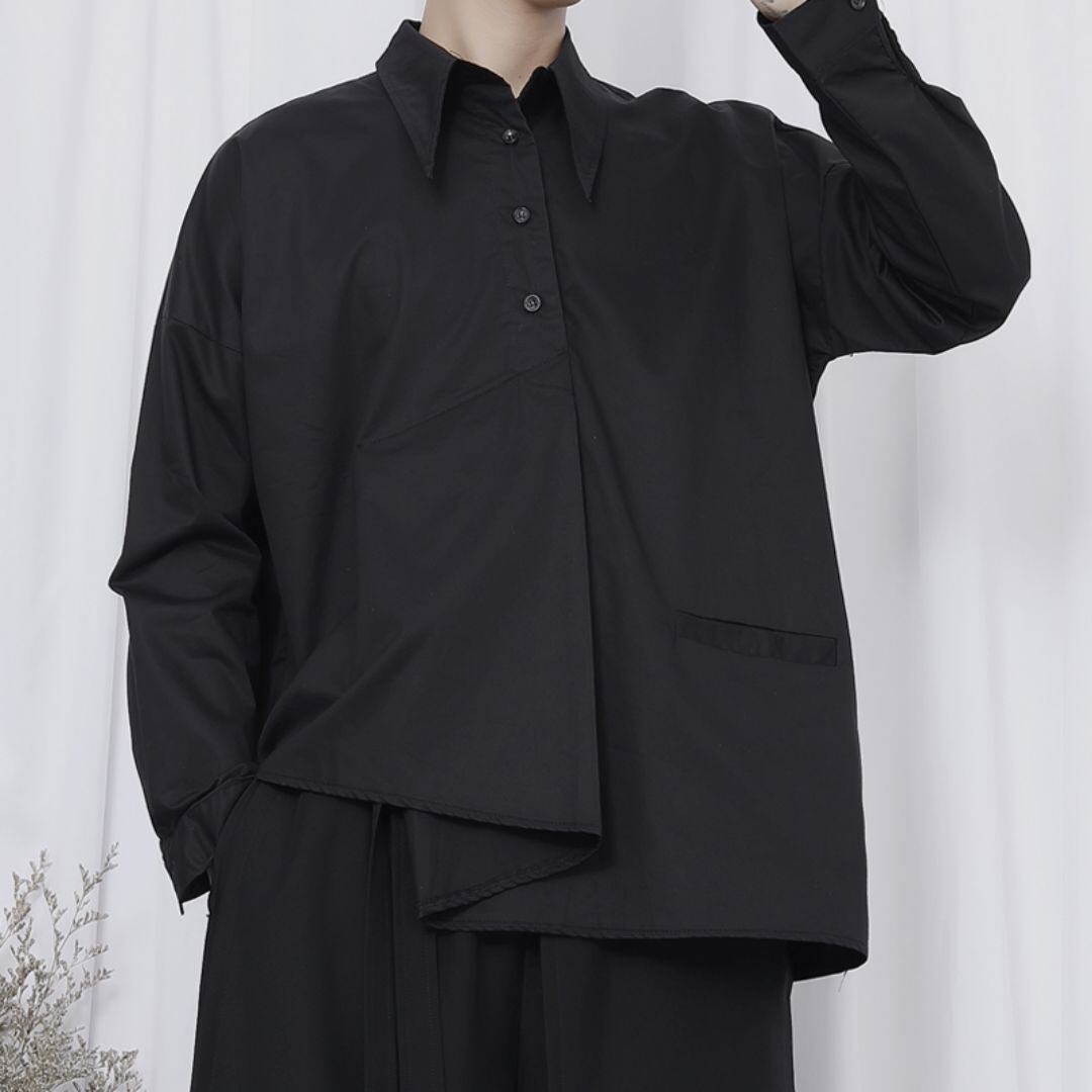 Asymmetrical hem loose-fitting shirt