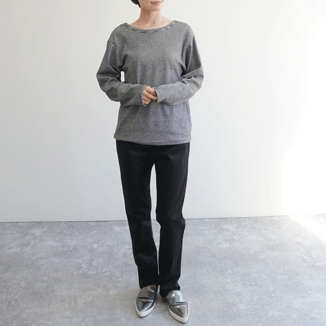 ストレッチストレートパンツ