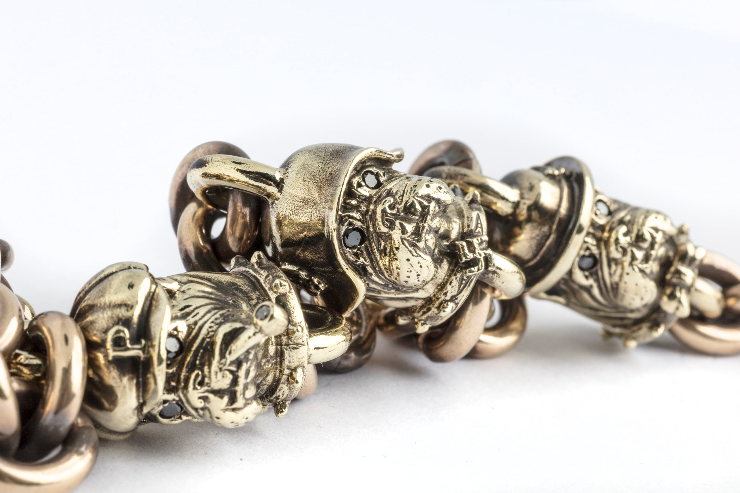 BULL WALLET CHAIN BRASS | Peanuts&Co