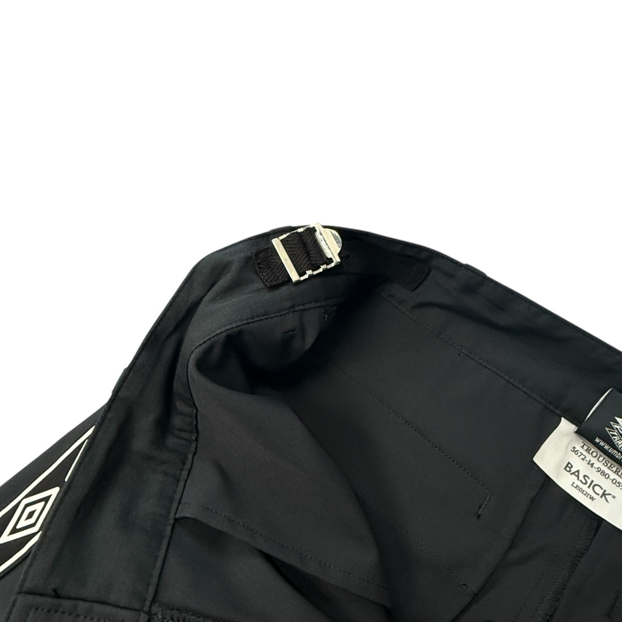 【UMBRO×BASICKS】アンブロ×ベイシックス 23ss "UMBRO TAPE SPORT SLACKS" スラックス