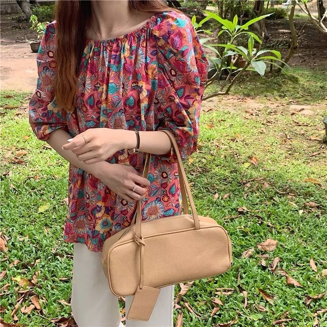 Tops 韓国系オフショルダー2way肩見せ花柄長袖トップスブラウス2色 Y 0626 Nanastyle Tops 韓国系オフショルダー2way肩見せ花柄長袖トップスブラウス2色 Y 0626 Nanastyle