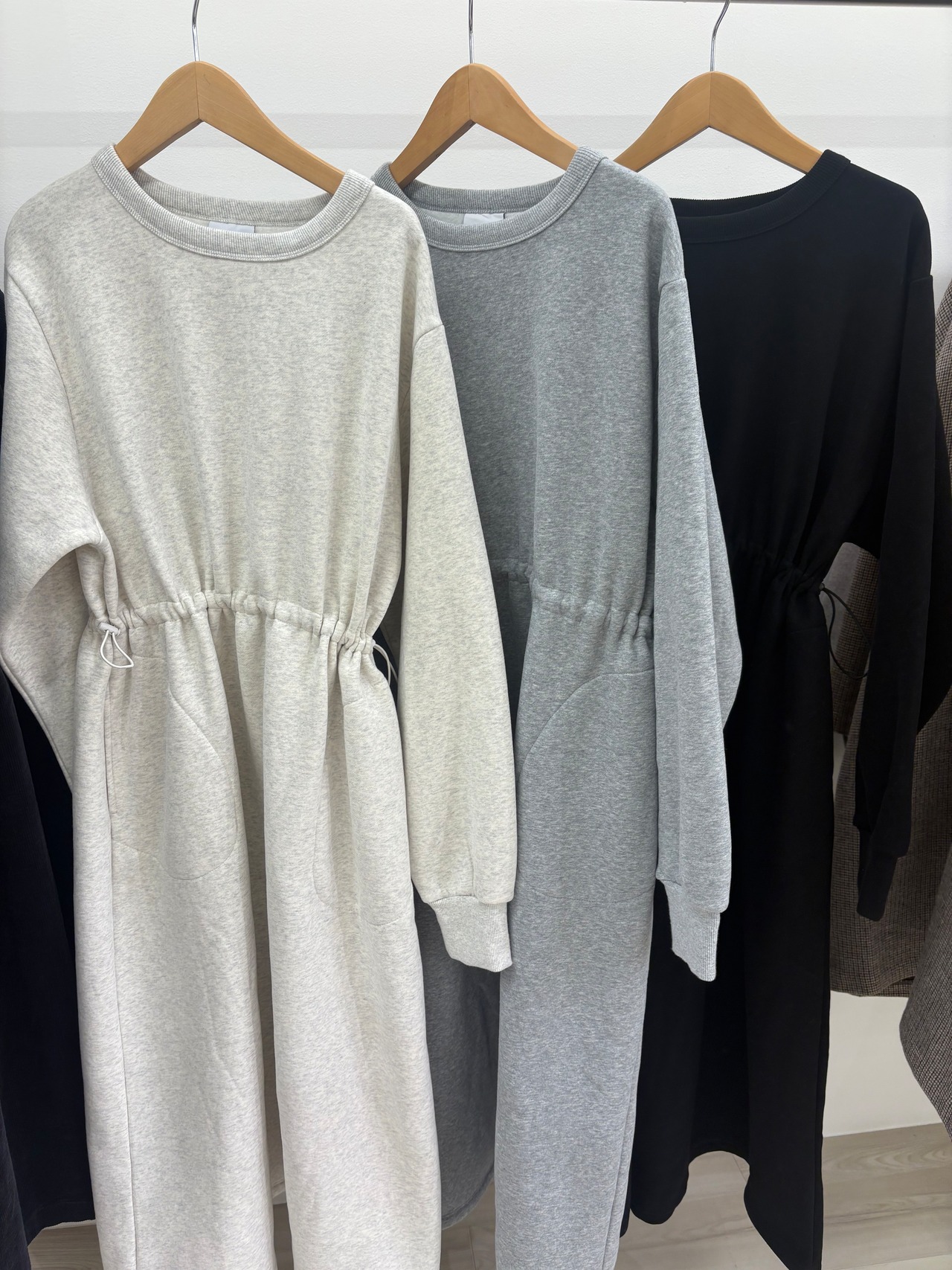 le vent souffle ドロスト付き　裏起毛ワンピース　097