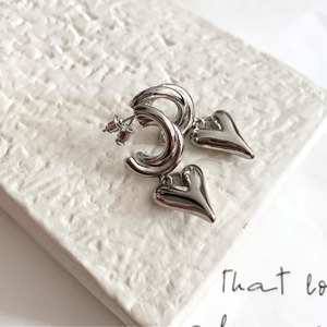 heart-motif hoop earrings　J00511