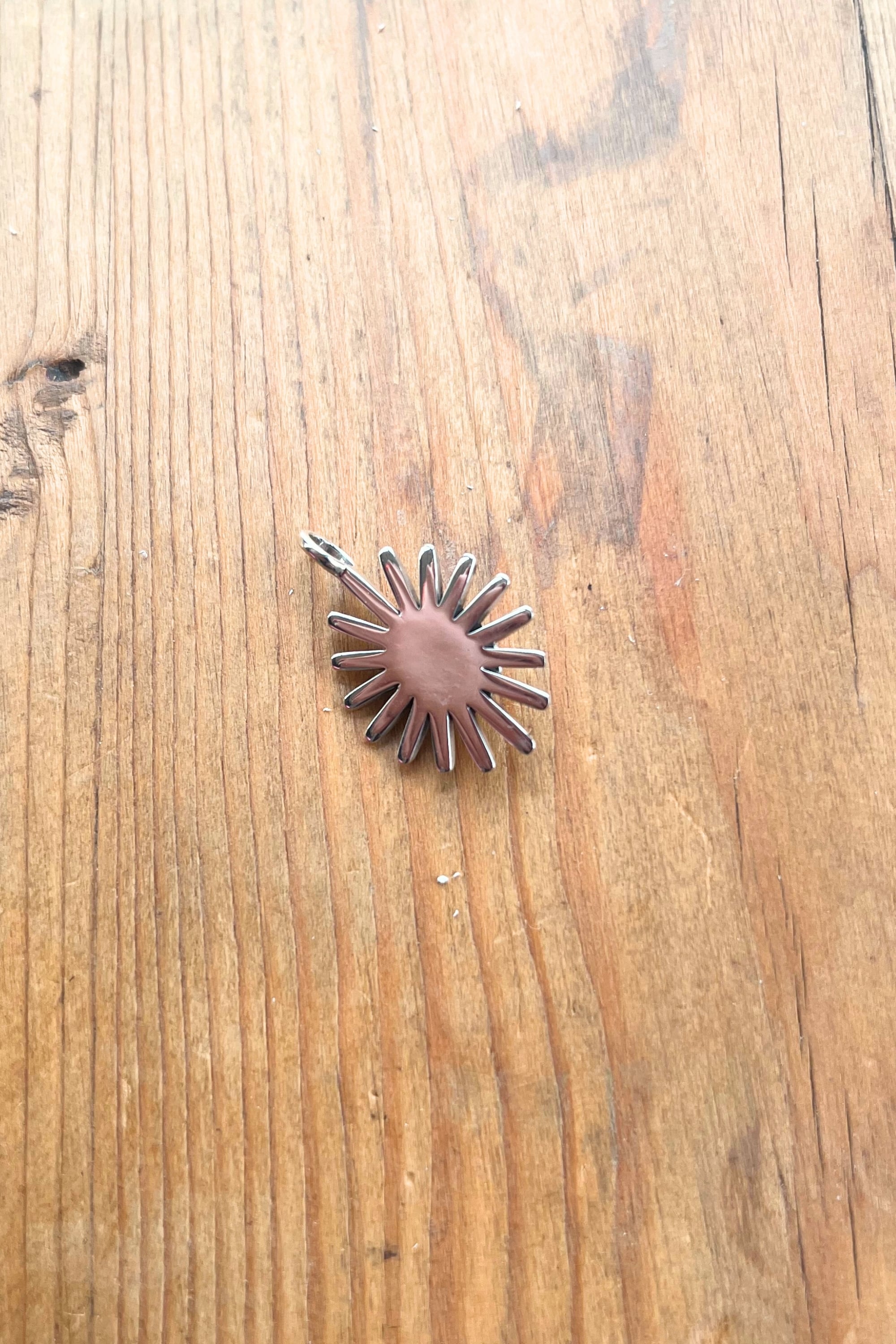 シルバーウニトップ