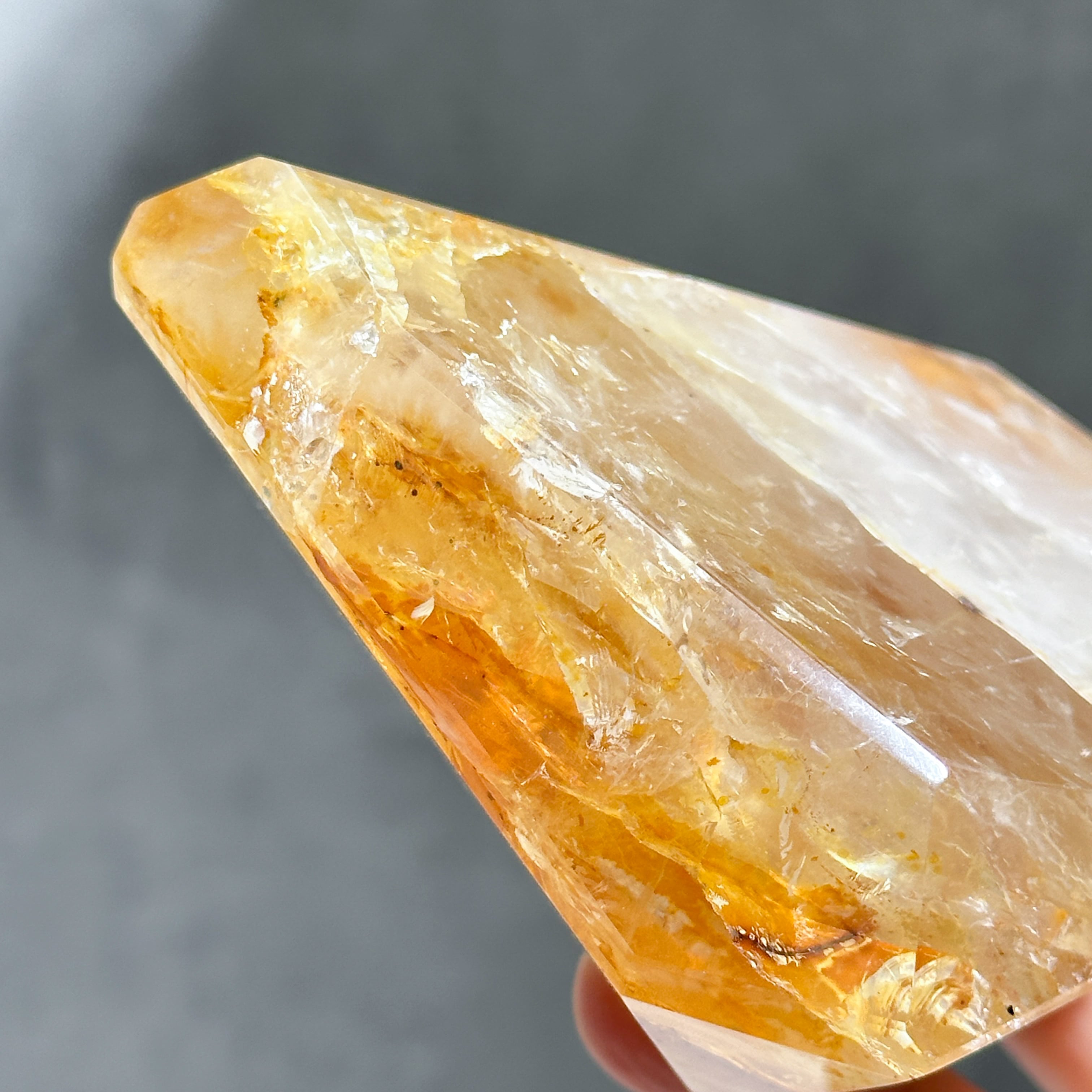 ミナスジェライス産ゴールデンヒーラー フリーフォーム52