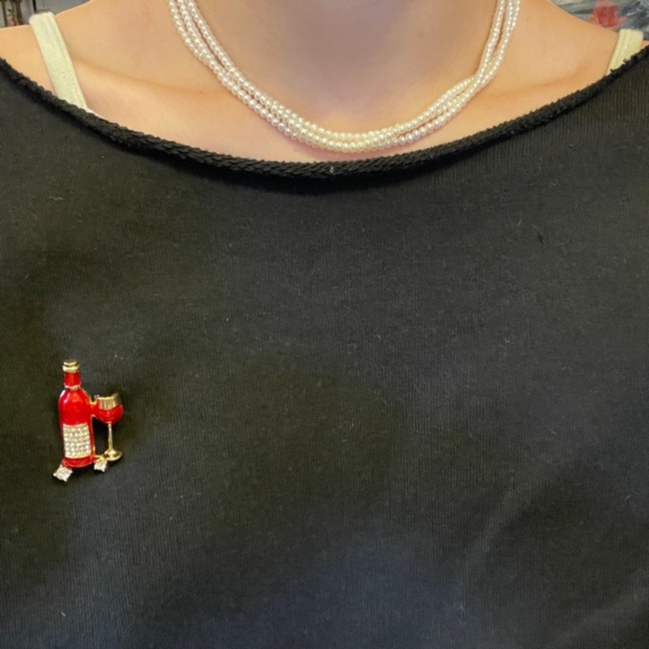 TOPANGA Jewelry Bijou art brooch Red wine and a glass / ビジューアートブローチ 赤ワインとグラス プレゼント プチギフト ジャケット 帽子 バッグ ニット キラキラ アクセサリー かわいい ファッション小物