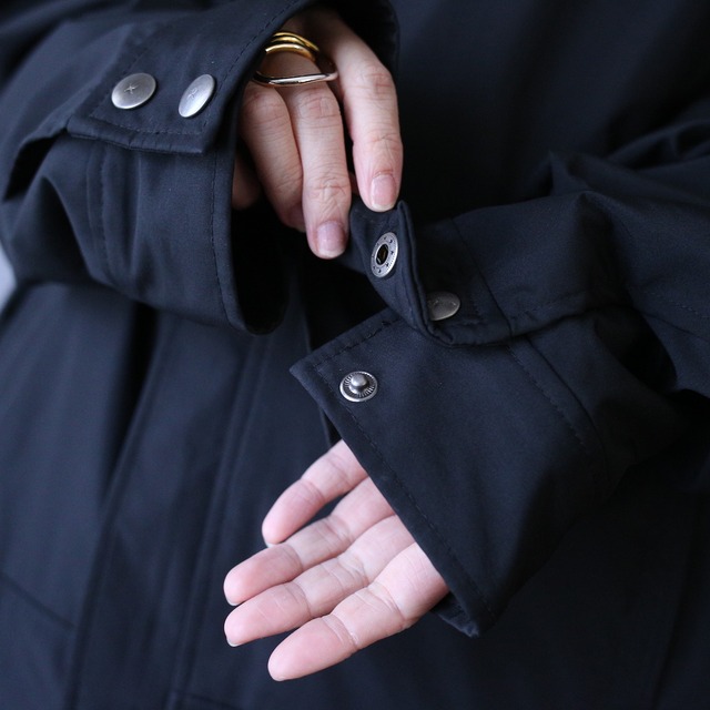 "PERRY ELLIS" short length and wide silhouette glossy minimal blouson