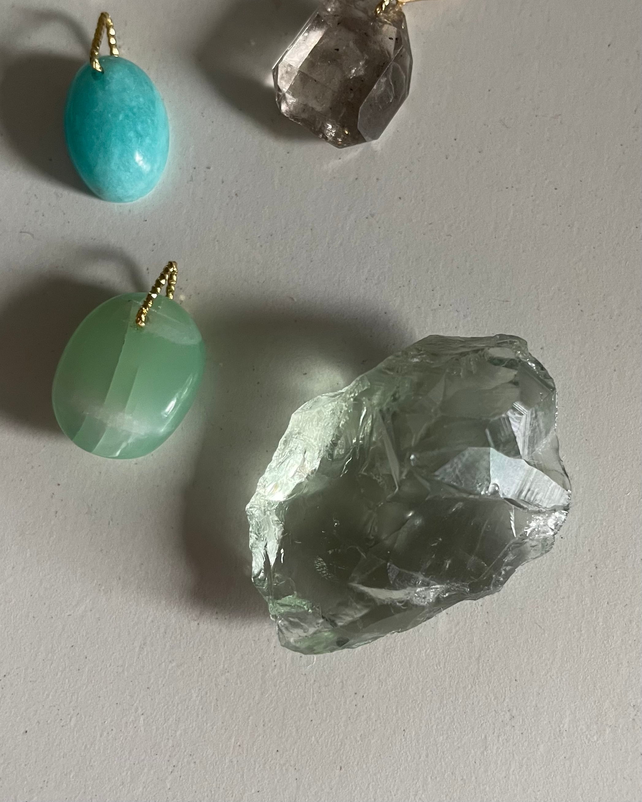 風のエレメント》プラシオライト（グリーンアメシスト）【ハートの