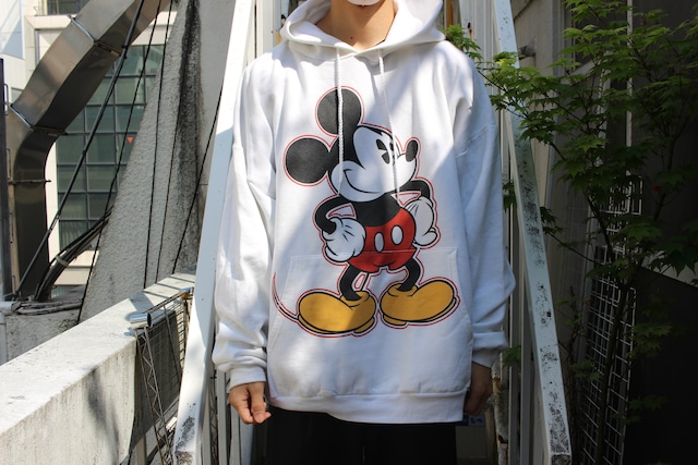 【online限定】mickey hoodie