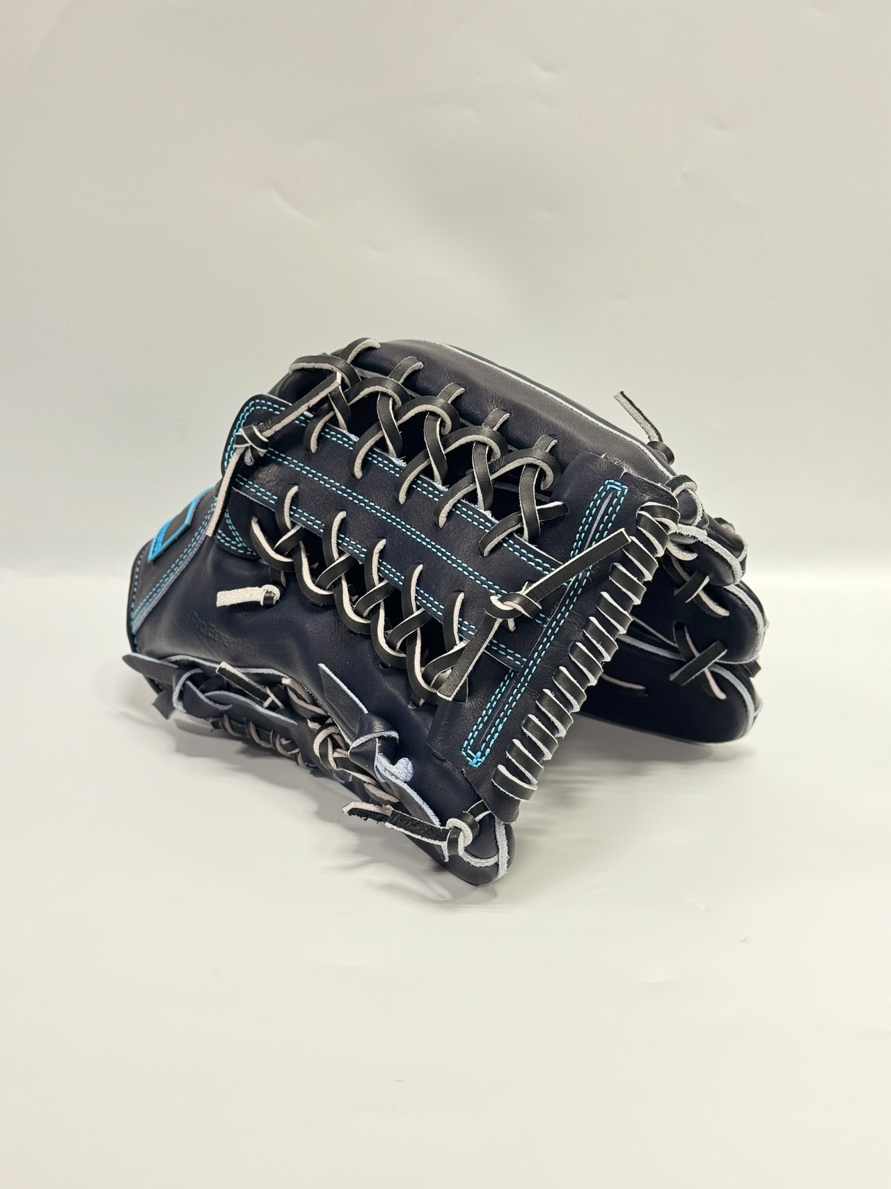 YGSー山本グラブスタジオ 硬式グローブ 湯もみ型付け済み CG98型 Yブラック×ブラック Tウェブ・画像4