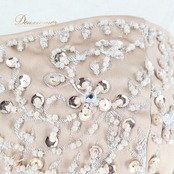 パーティドレス fine feathers ファインフェザーズ ワンピース ドレス 演奏会 発表会 カラードレス 結婚式 披露宴 前撮り 撮影 ブラウン系 ベージュ系 ゴールド系 高級感 光沢感 おしゃれ ドレスアップ フォーマルスタイル シンプルエレガンス レディース 結婚式二次会 上品 撮影会 華やか 結婚式用 フォーマルドレス