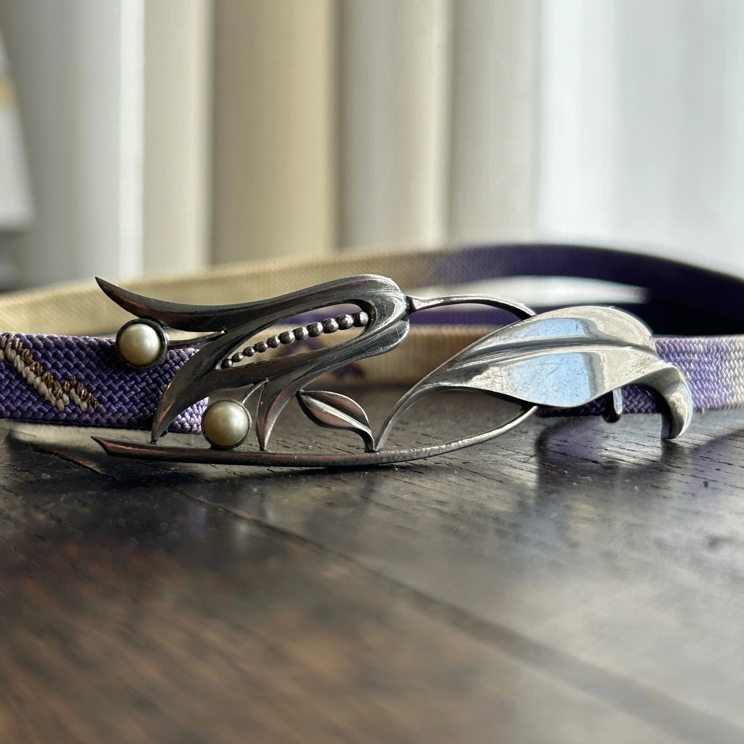 アンティーク　ヌーボーデザイン　花の帯留めとピン